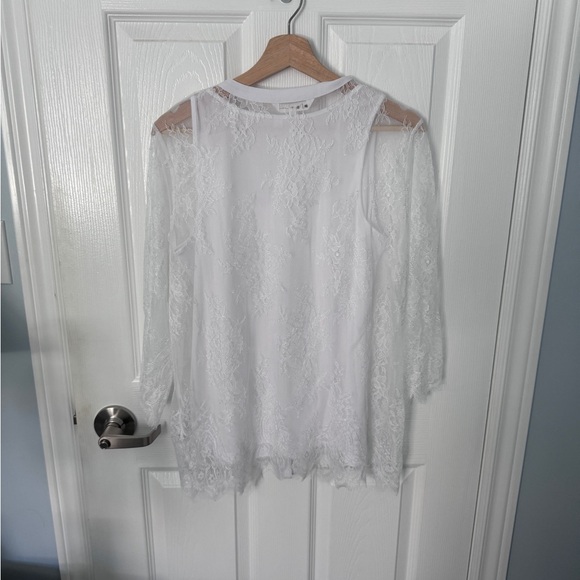 Lace top with tank - Picture 2 of 4